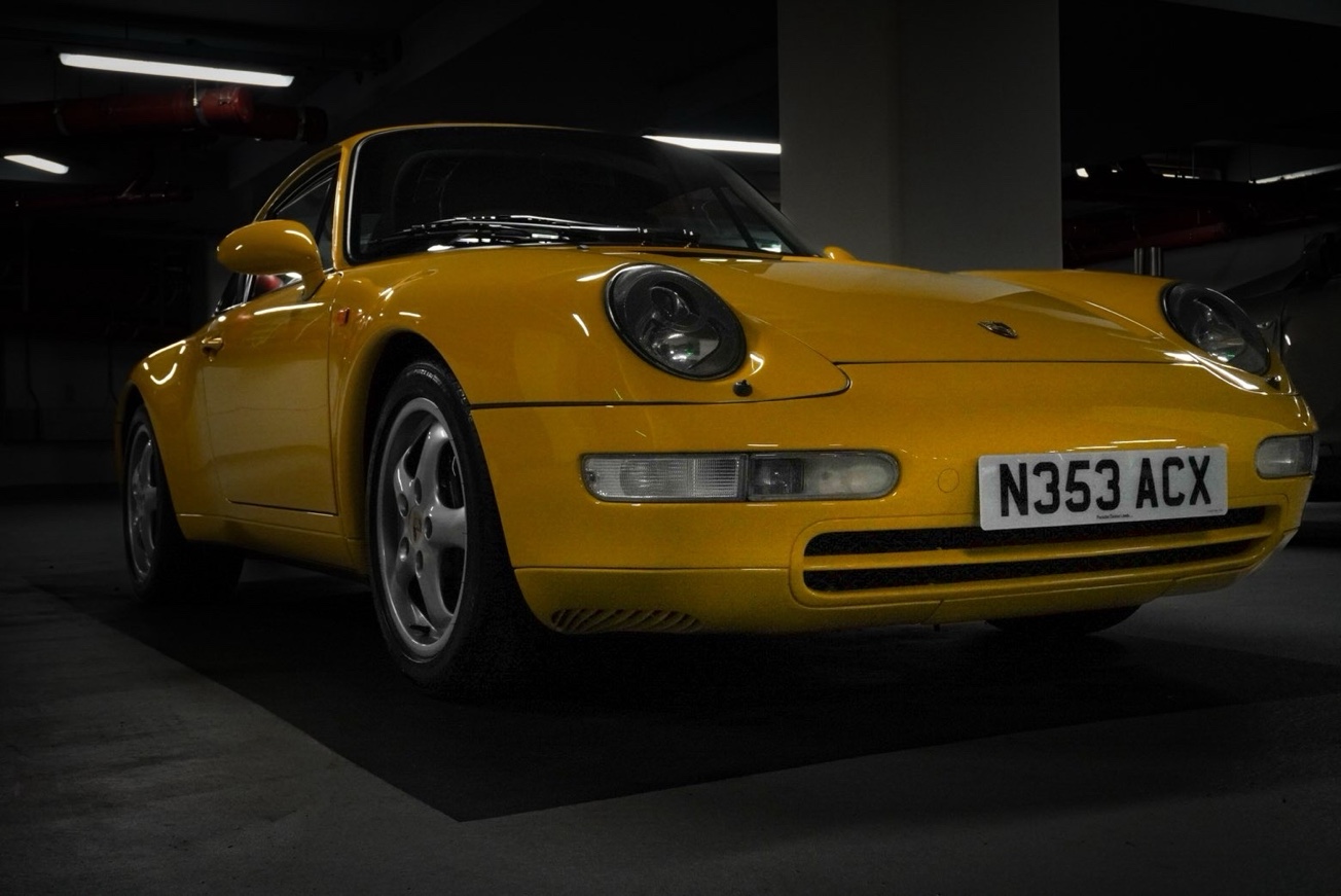 Porsche 911 993 Speed Yellow